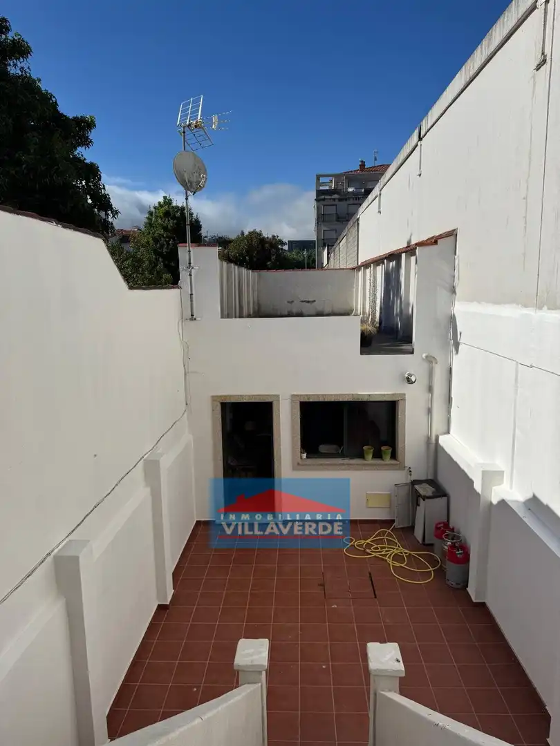 Casa adosada en venta en Cangas pueblo