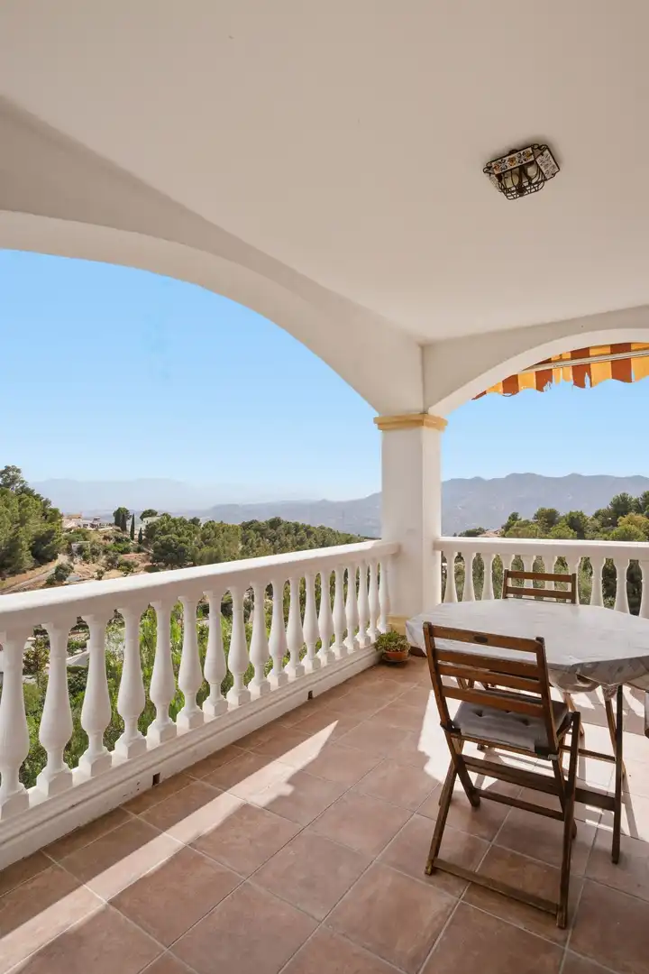 Terrasse von Country house zum Verkauf in Málaga mit Terrasse und Balkon
