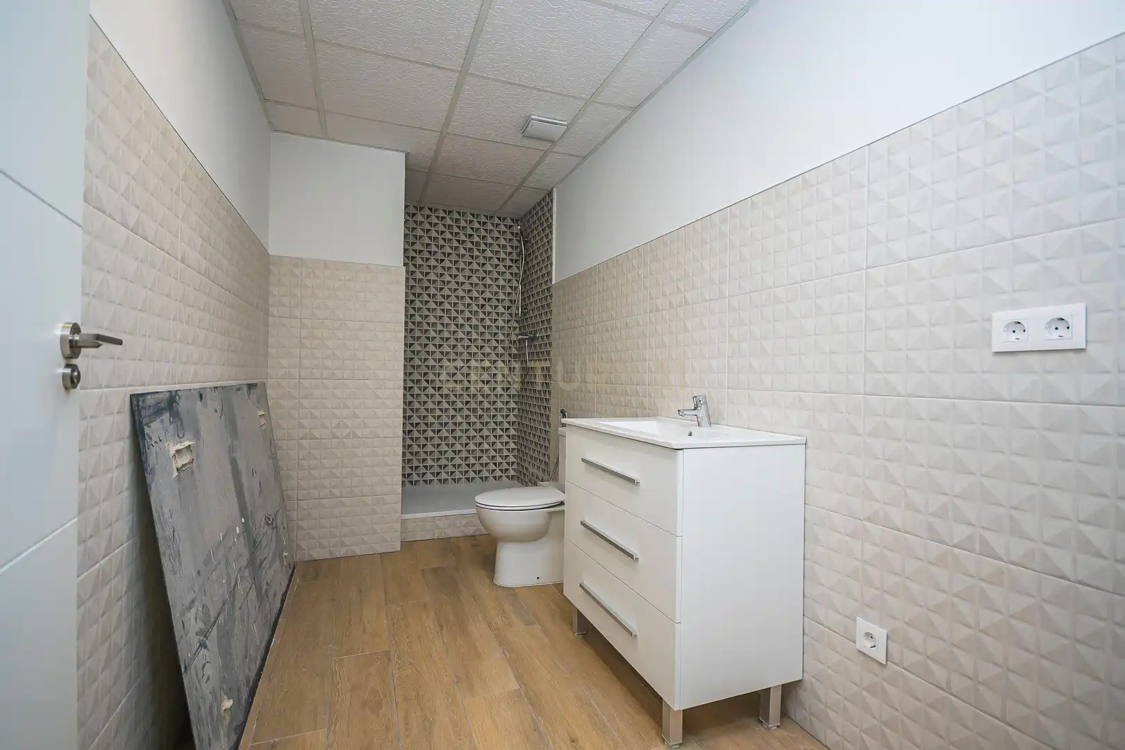 Bathroom of Office for rent in Alicante / Alacant