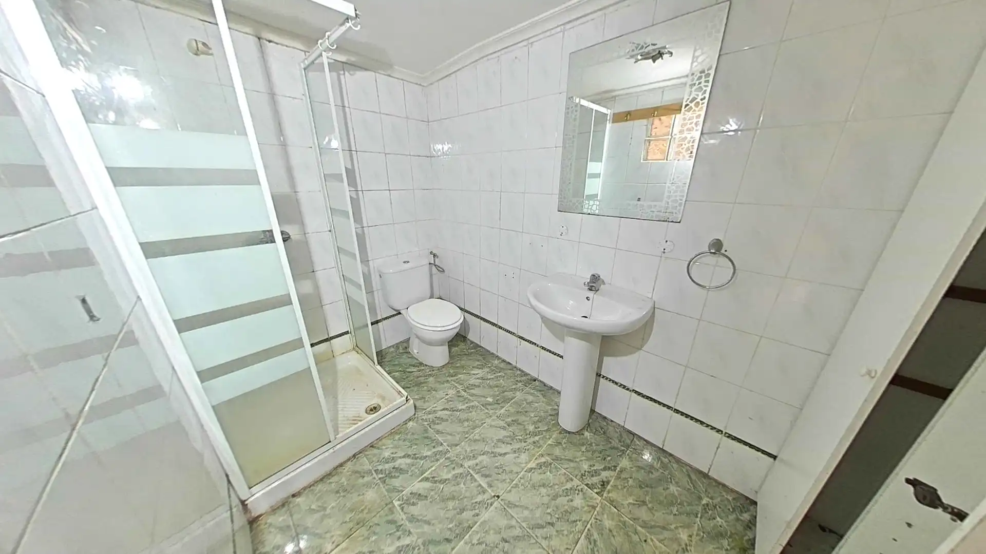 Baño de Casa adosada en venta en Ribamontán al Monte con Balcón