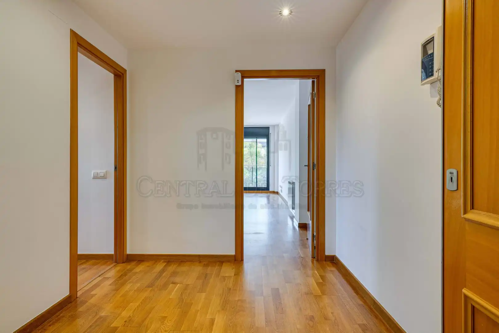 Flat for sale in Sant Cugat del Vallès  with Air Conditioner, Heating and Parquet flooring