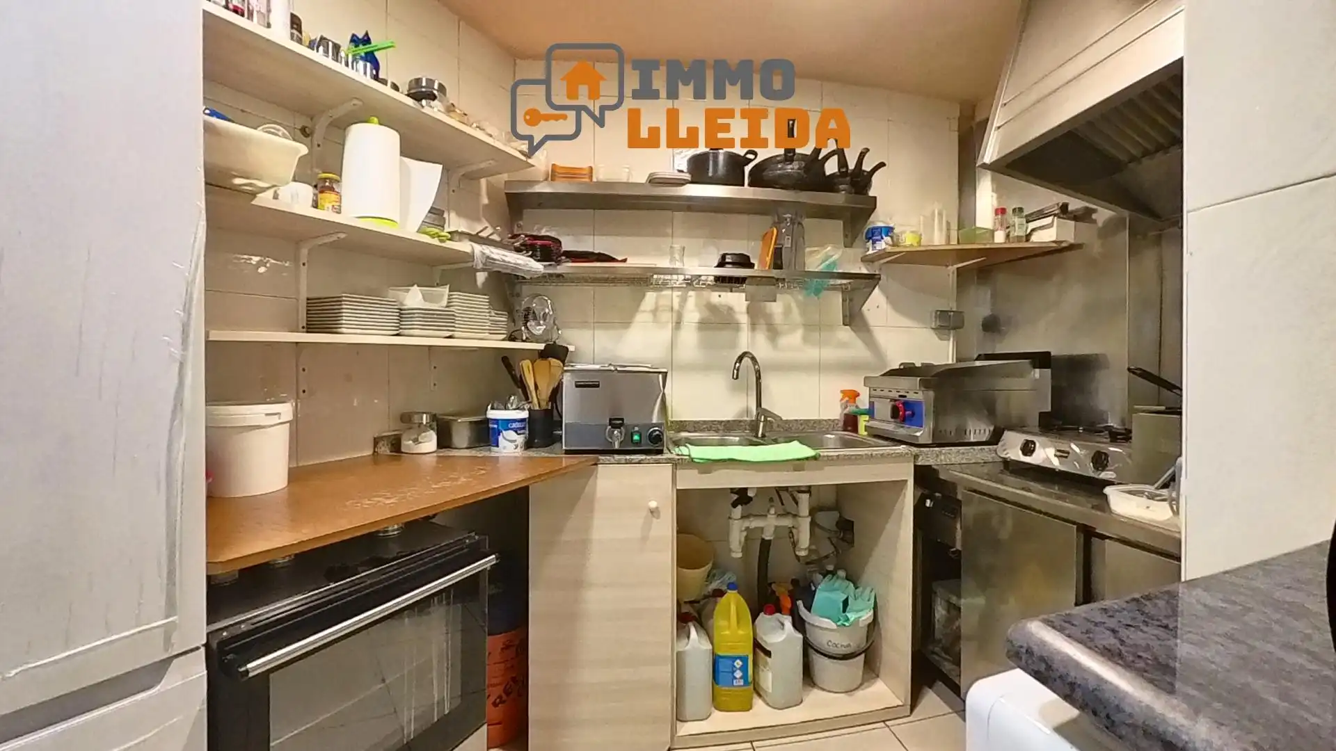 Cocina de Local en traspaso en Balaguer