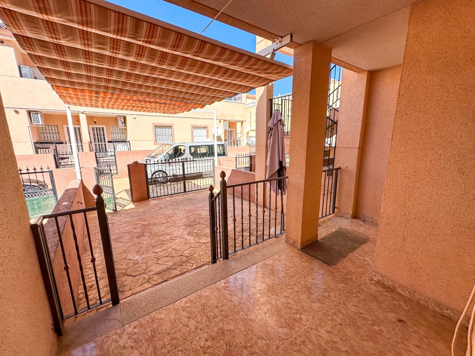 Vista exterior de Casa o chalet de alquiler en Orihuela con Calefacción, Jardín privado y Terraza