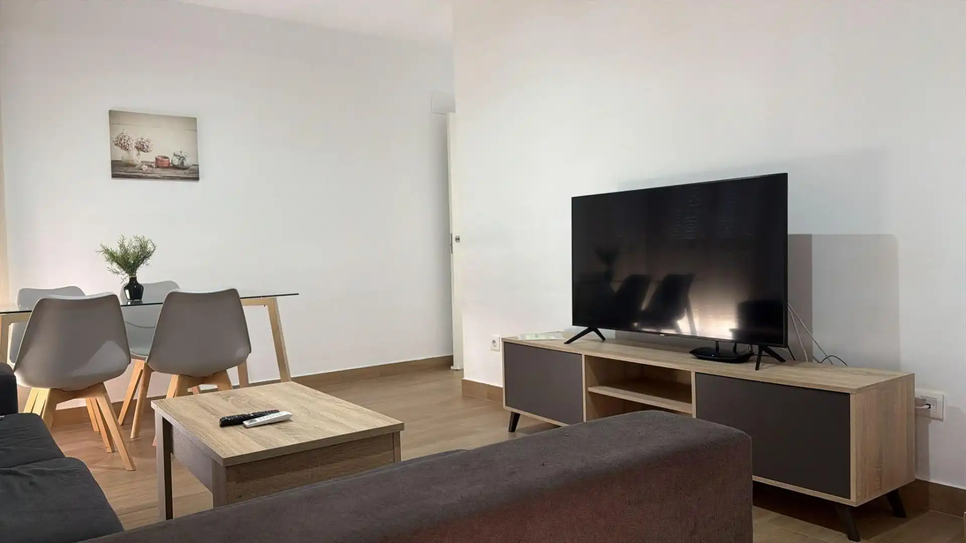 Living room of Flat for sale in Elche / Elx  with Air Conditioner, Terrace and Furnished