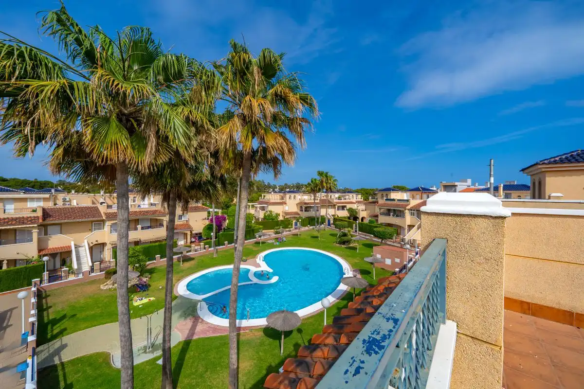 Jardí de Dúplex en venda en Pilar de la Horadada amb Aire condicionat, Calefacció i Jardí privat