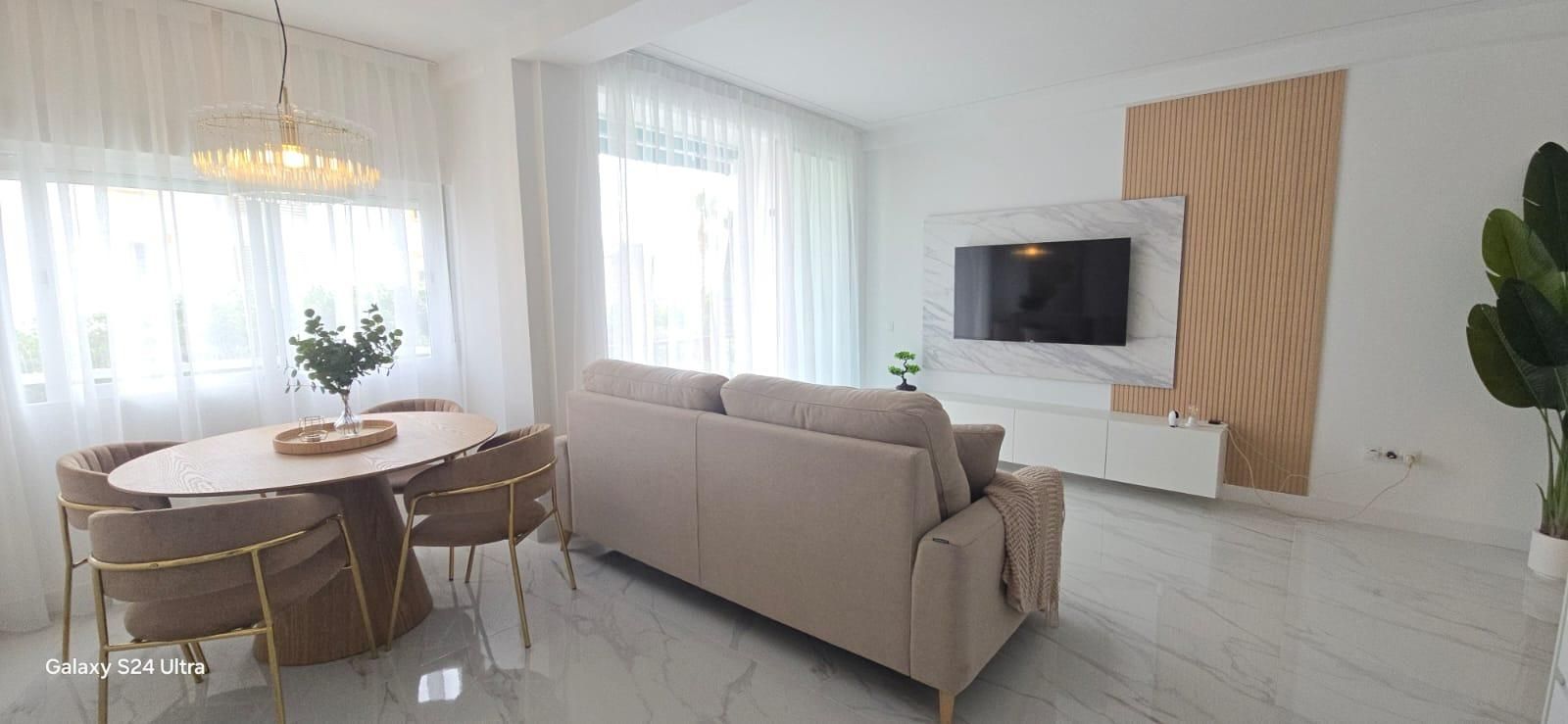 Sala d'estar de Apartament en venda en Torremolinos amb Aire condicionat, Calefacció i Terrassa