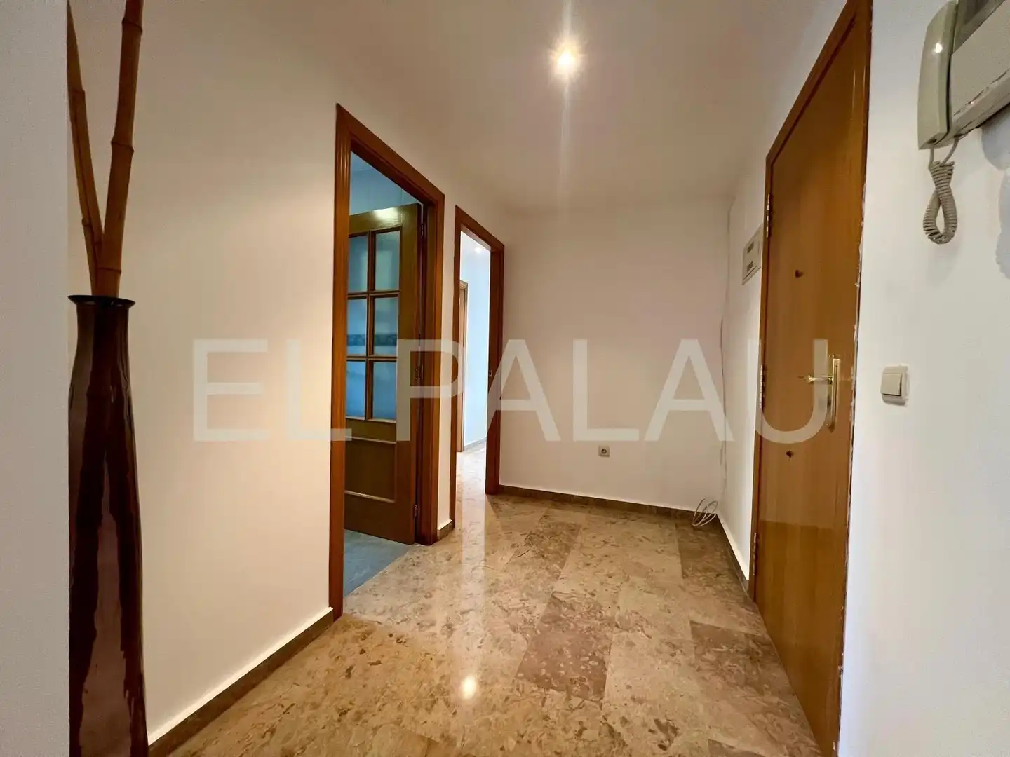 Piso de alquiler en Barrio de Benicalap