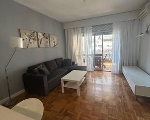 Living room of Apartment to rent in  Madrid Capital  with Air Conditioner, Terrace and Furnished