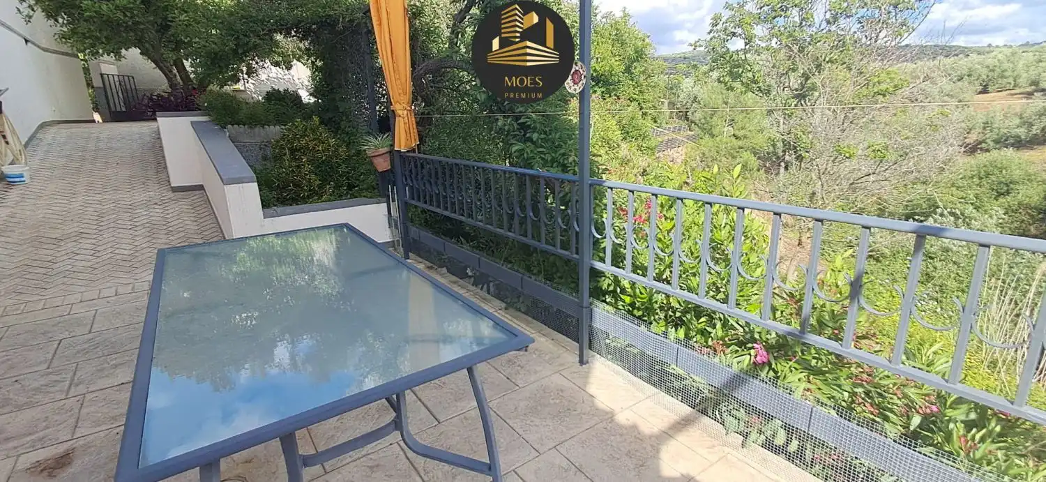 Terrassa de Casa o xalet en venda en Martos amb Calefacció, Terrassa i Piscina