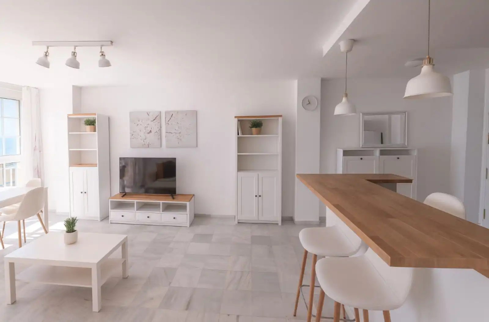 Flat with lift for sale in N-340 147, imagen 3