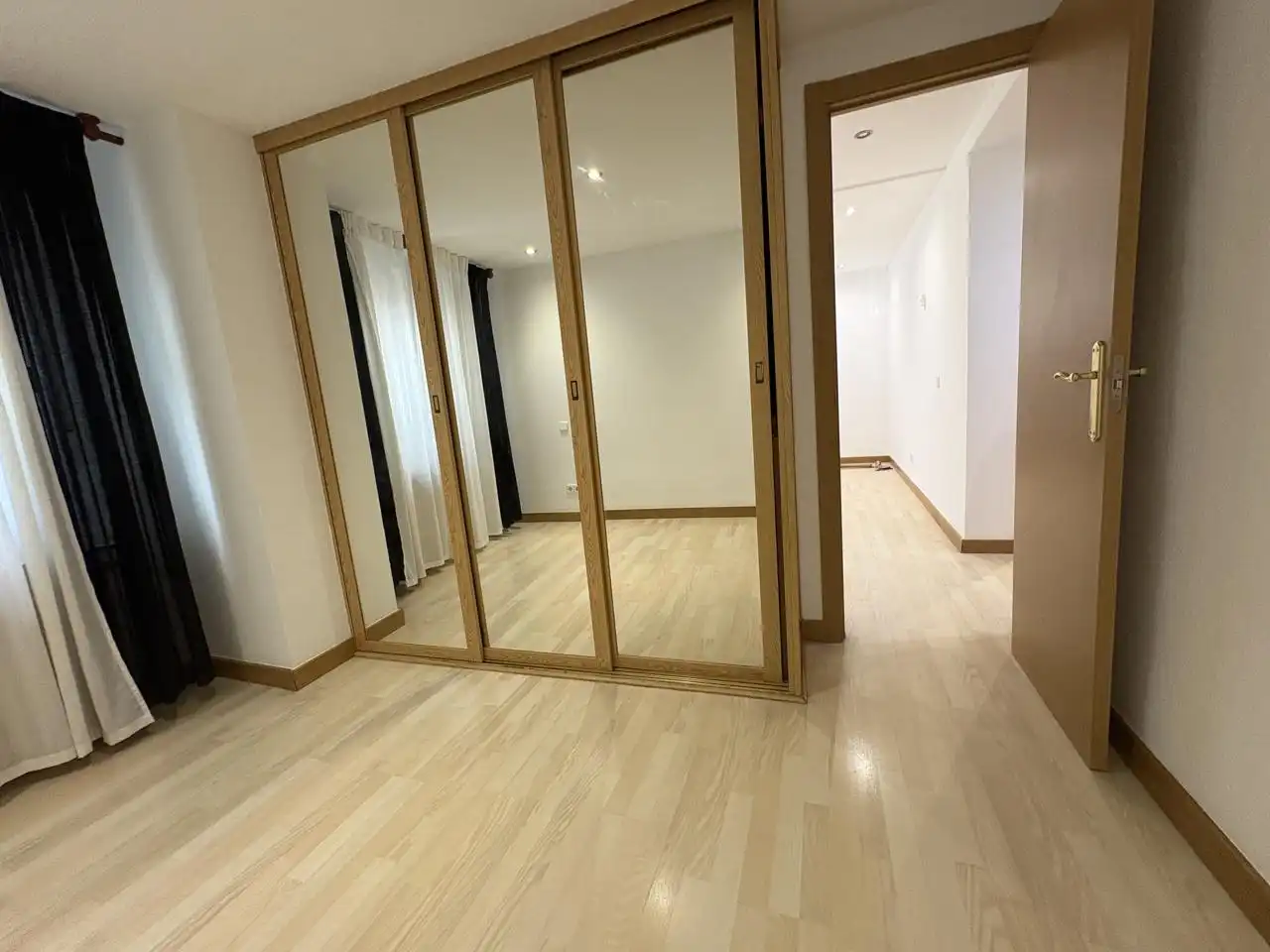 Planta baja de alquiler en Madrid con Aire acondicionado y Calefacción