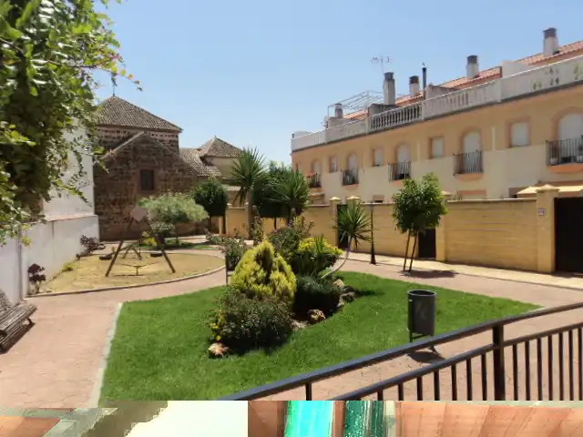 Casa adosada en venda a Villafranca de Córdoba