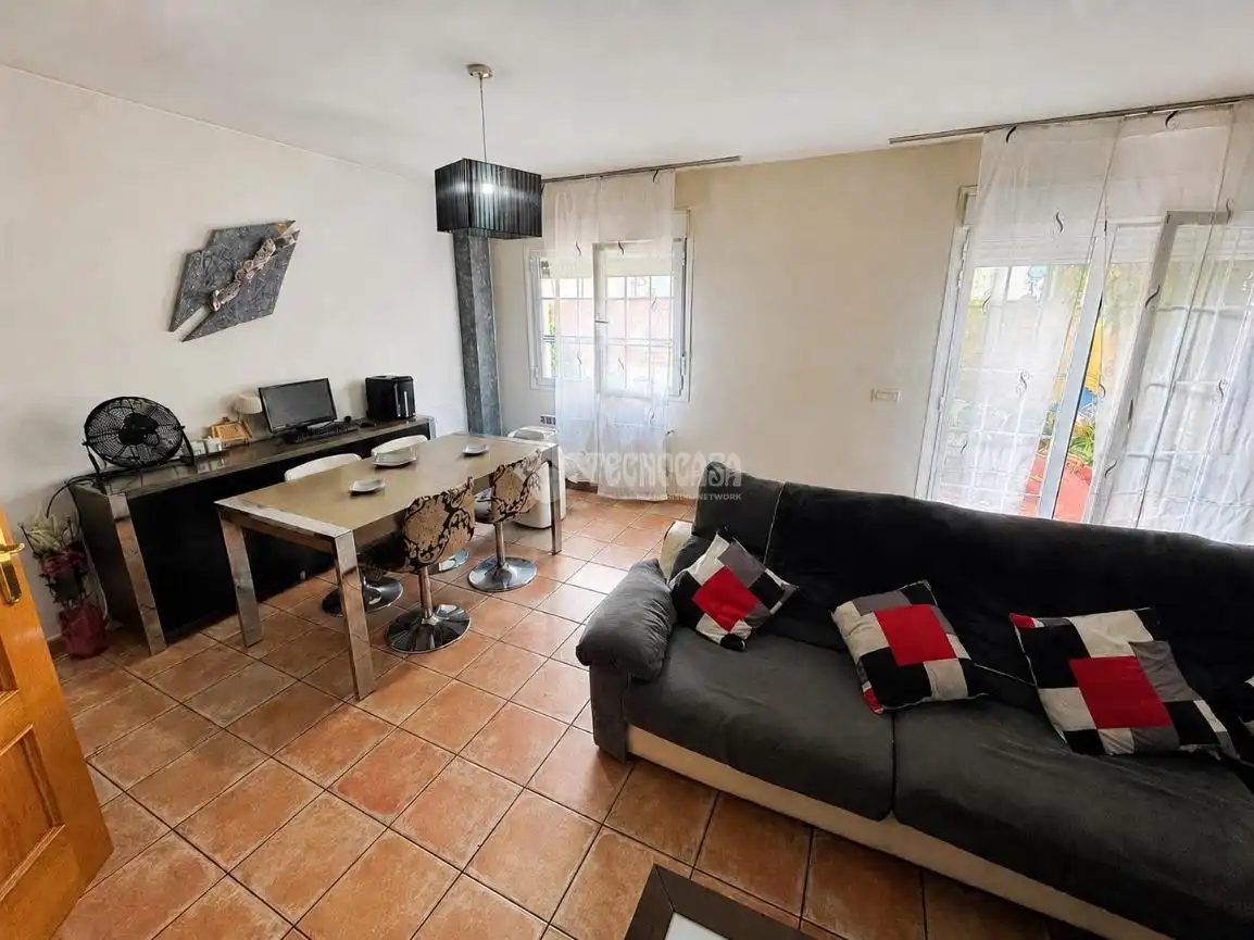 Casa pareada en venta en C. Beethoven, imagen 6