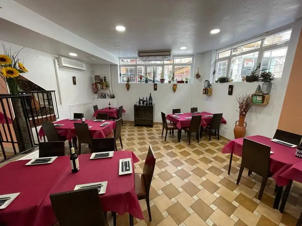 Business premises for sale in Casco Antiguo
