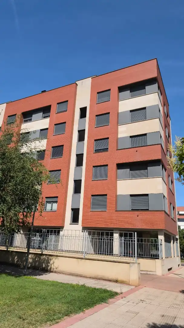 Exterior view of Garage for rent in  Logroño