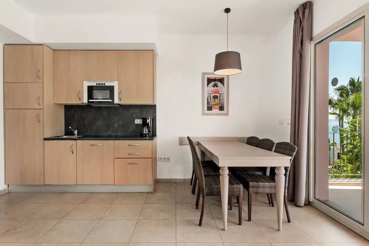 Cocina de Apartamento en venta en Manilva con Aire acondicionado, Terraza y Piscina comunitaria