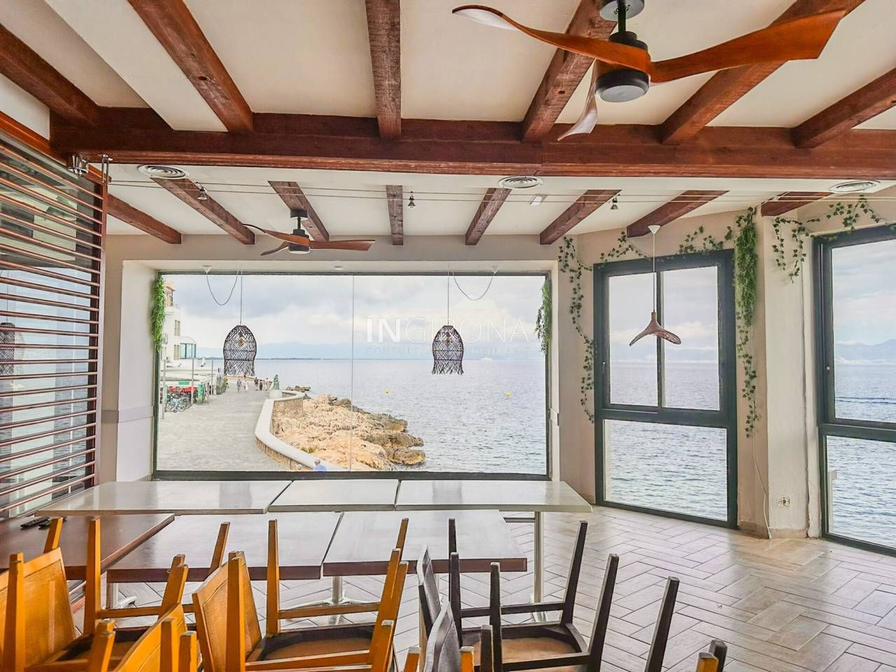 Premises to rent in L'Escala  with Terrace