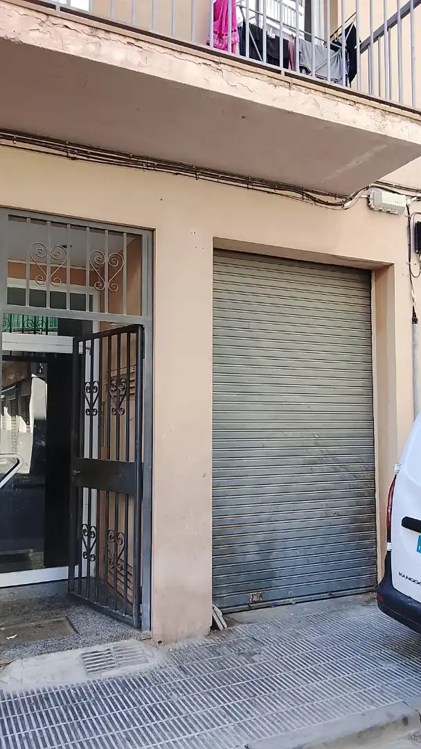Gewerbefläche zum Verkauf in Carrer Mossèn Jaume Urgell, imagen 3