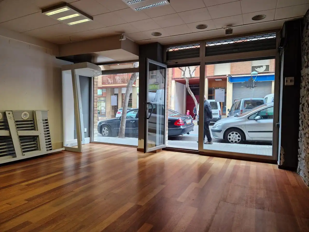 Local comercial en venda a Carrer dels Caputxins, imagen 2