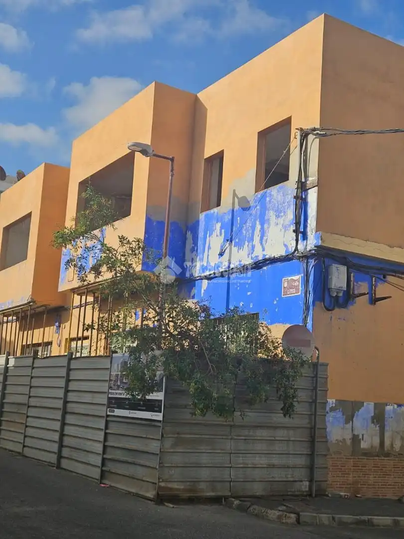 Vista exterior de Edificio en venta en Puerto del Rosario
