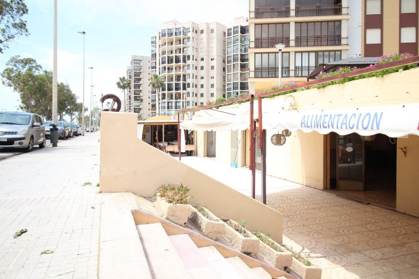Local en venda en Benicasim / Benicàssim amb Terrassa i Moblat