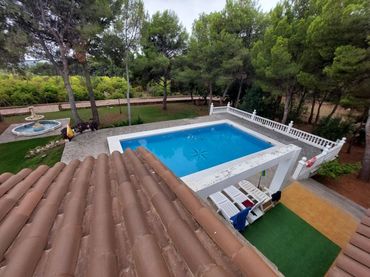 Villa con piscina in vendita a La parreta