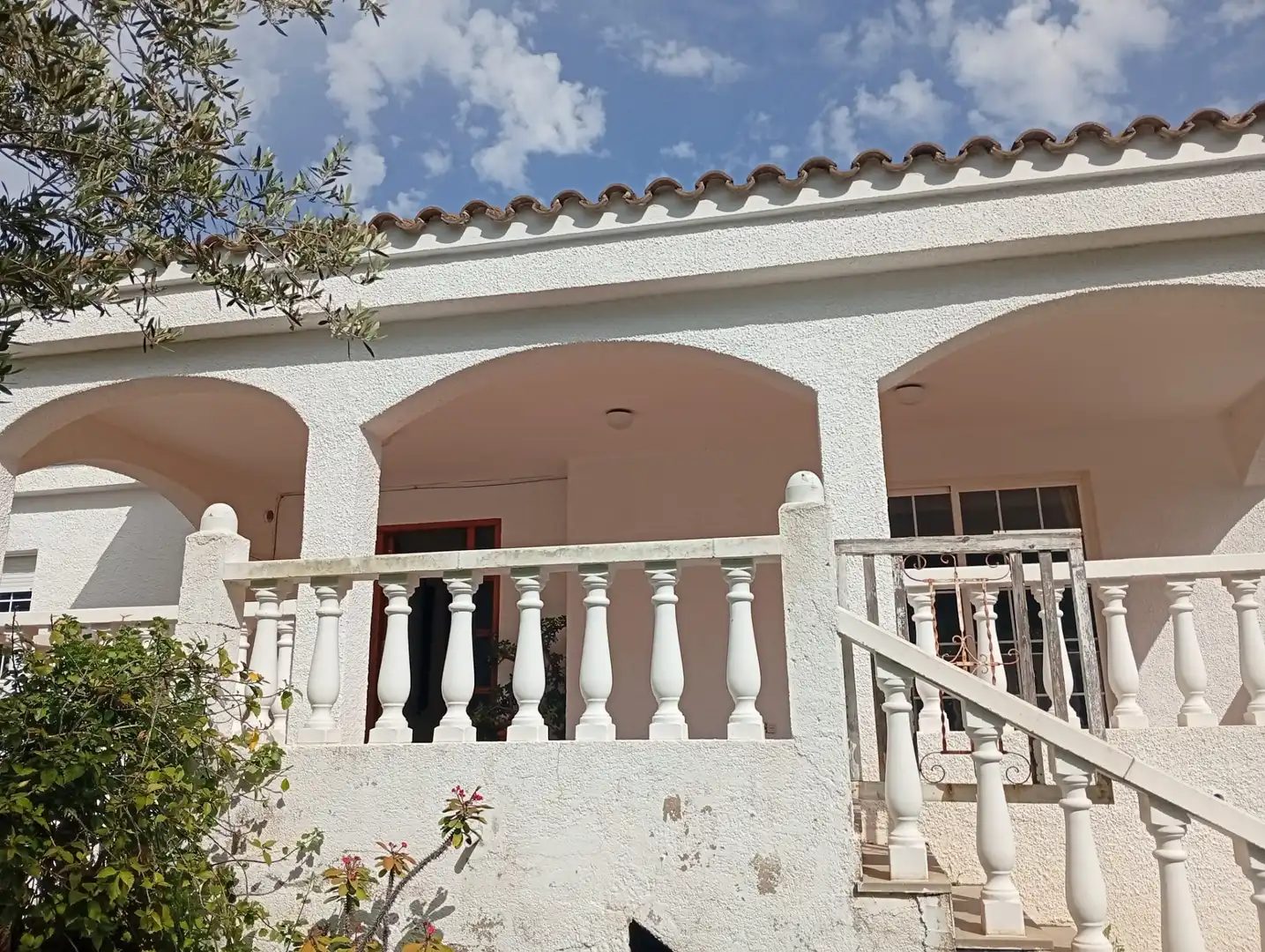 Vista exterior de Casa o xalet en venda en Oropesa del Mar / Orpesa amb Jardí privat, Terrassa i Traster