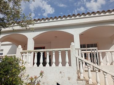 Haus mit Garten zum Verkauf in Carrer dels Xipres