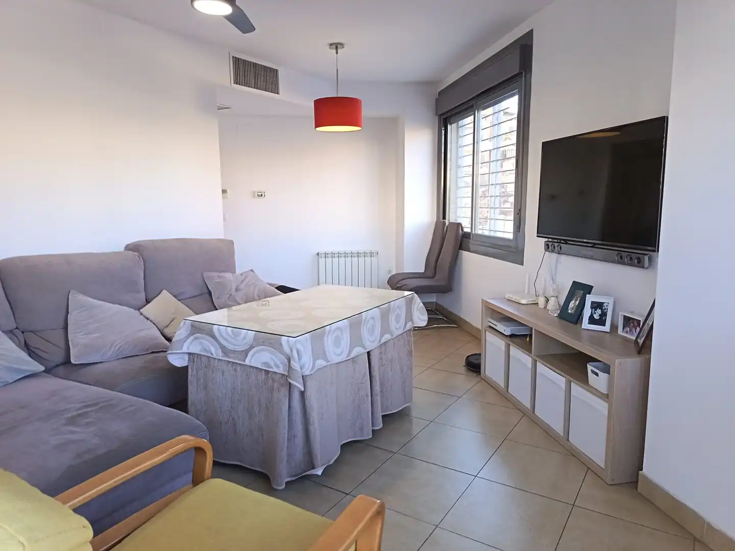 Sala de estar de Piso en venta en Granada con Aire acondicionado, Calefacción y Terraza