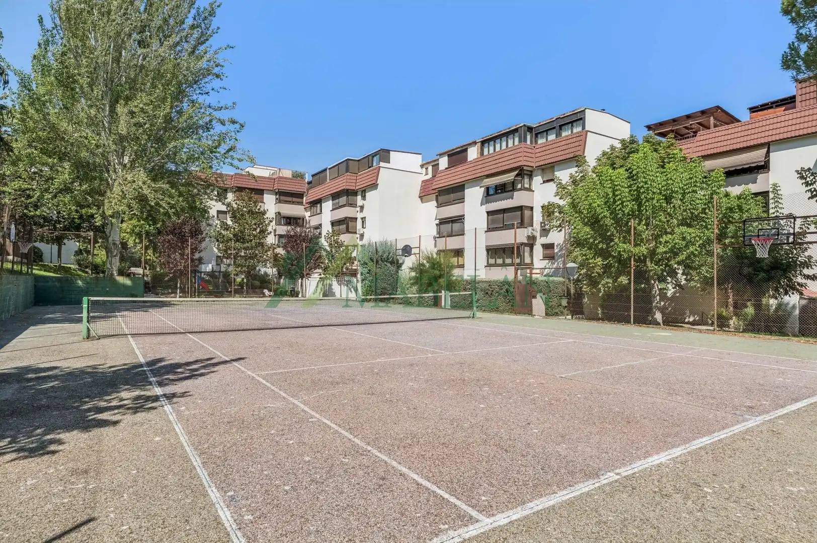 Exterior view of Flat for rent in Las Rozas de Madrid  with Heating, Furnished and Community pool