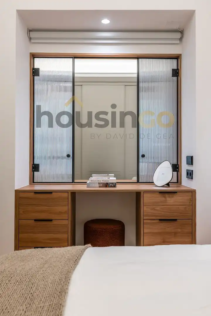 Living room of Flat for sale in Madrid  with Air Conditioner, Heating and Terrace
