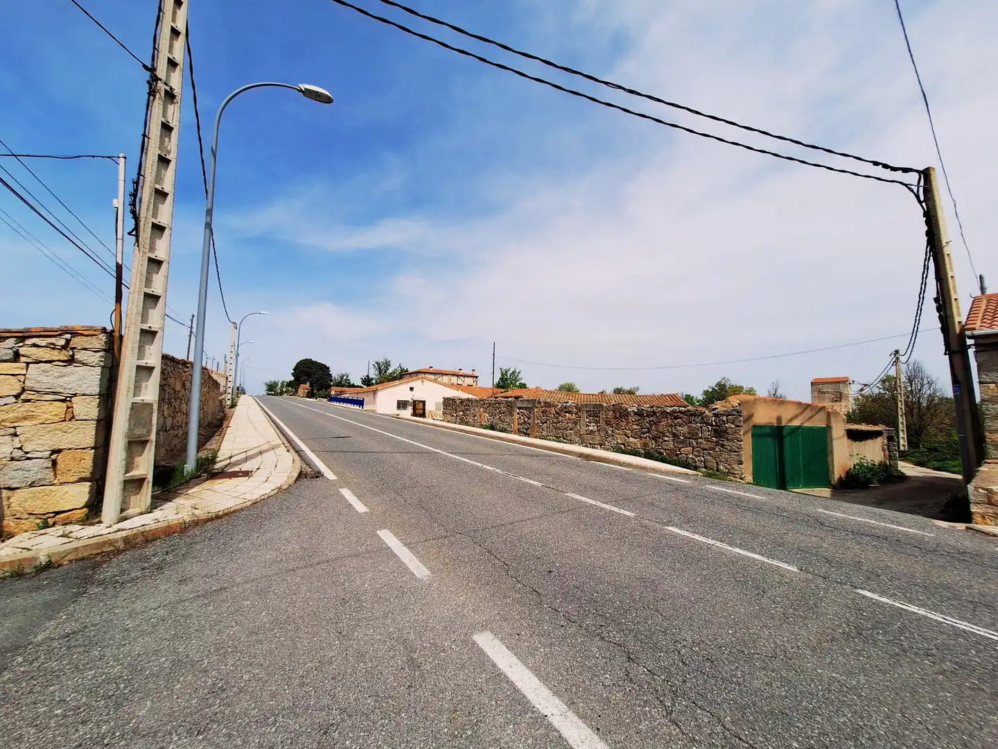 Vista exterior de Casa o chalet en venta en Ávila con Calefacción, Terraza y Trastero