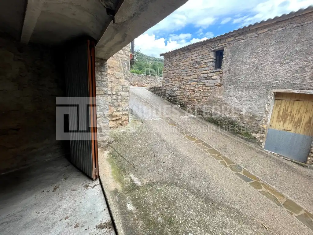 Vista exterior de Casa o xalet en venda en Conca de Dalt