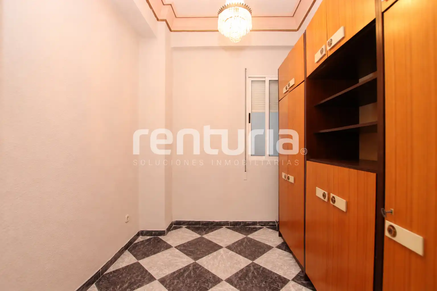 Bedroom of Flat for rent in Extramurs