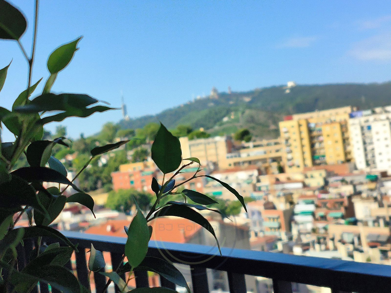 Piso en venta en SANTUARI 57 ESC. B ENTR. 1, El Carmel, Horta - Guinardó