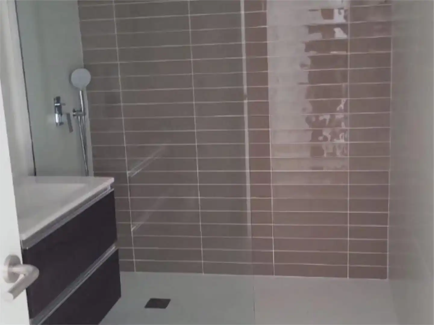 Badezimmer von Wohnungen zum Verkauf in Dénia mit Klimaanlage und Balkon