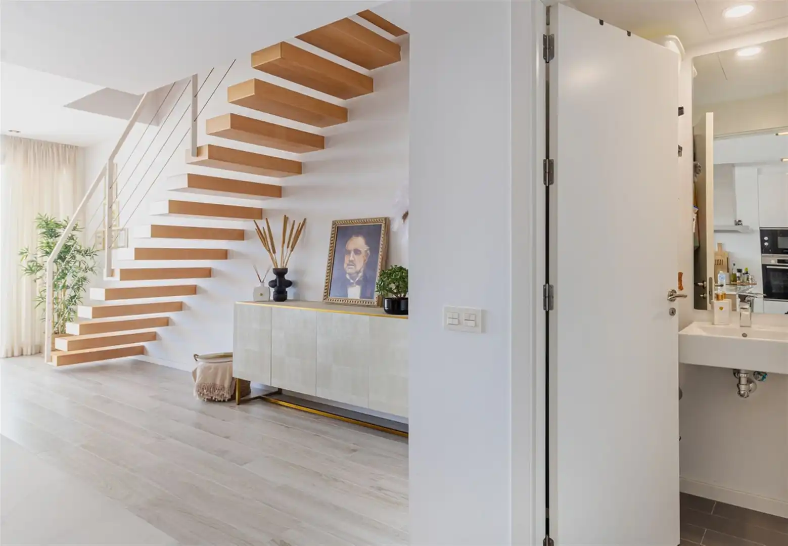Houses for sale in Estepona  with Air Conditioner and Terrace