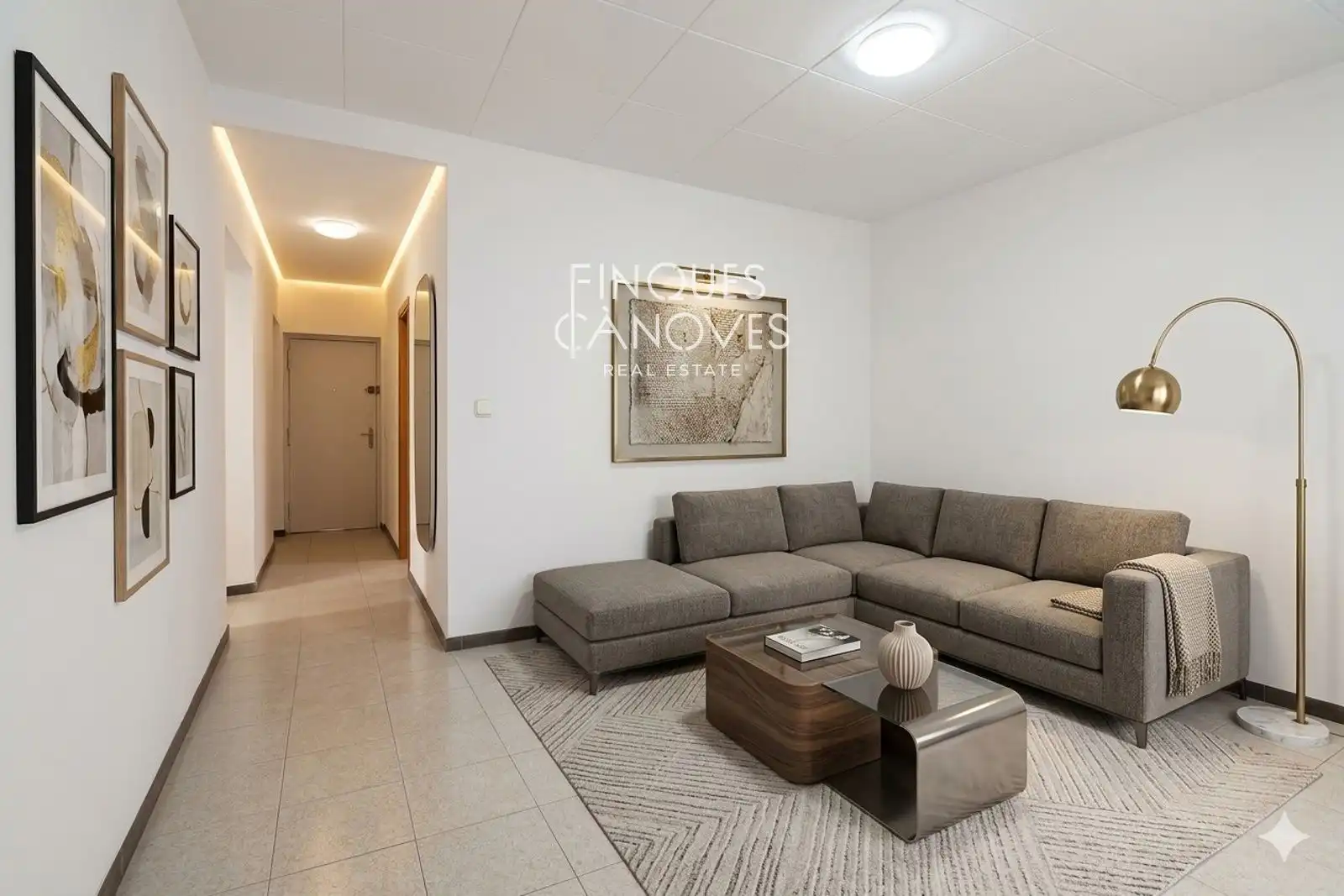 Sala d'estar de Pis en venda en Banyoles amb Calefacció, Terrassa i Moblat
