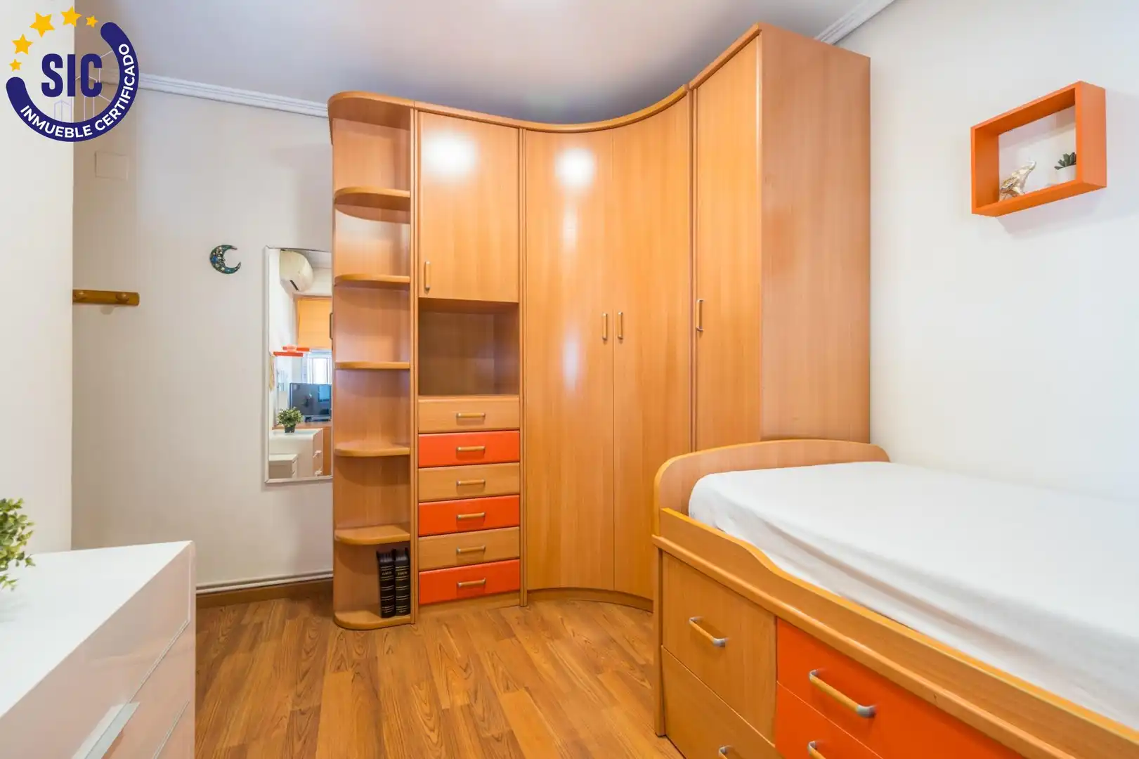 Habitación de Piso en venta en Valencia con Aire acondicionado, Calefacción y Parquet