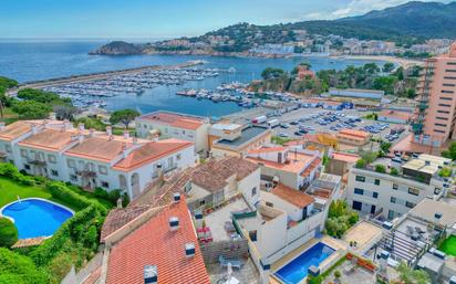 Vista exterior de Apartament en venda en Sant Feliu de Guíxols amb Calefacció, Terrassa i Piscina