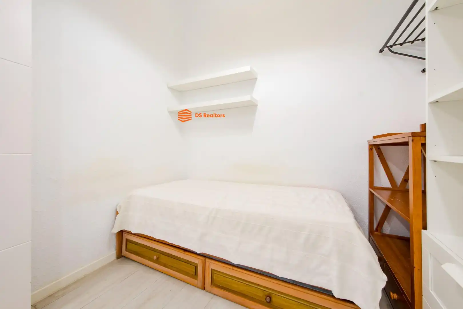 Bedroom of Flat for sale in Madrid  with Heating and Furnished