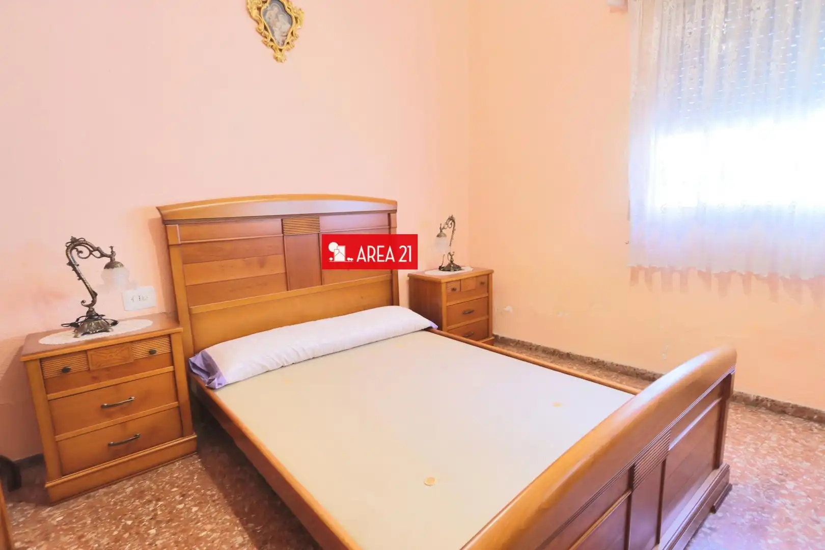 Dormitori de Casa o xalet en venda en La Pobla de Vallbona amb Aire condicionat, Terrassa i Traster