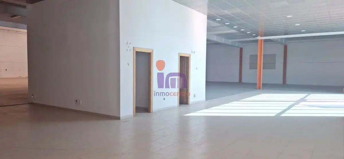 Fabrikhallen zur Miete in Valdepeñas