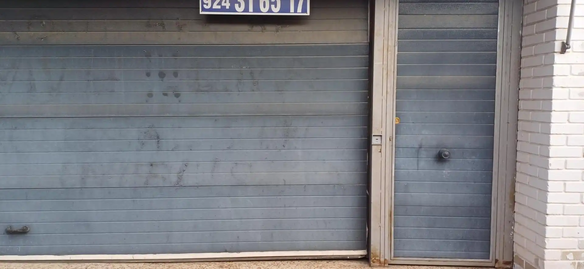 Local comercial en venda a Calle LUZON 174, imagen 2