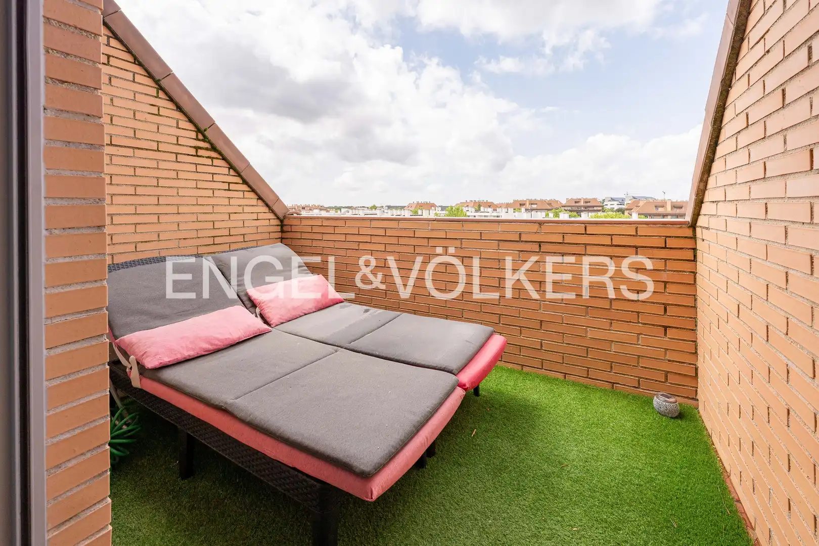 Terraza de Ático de alquiler en Boadilla del Monte con Aire acondicionado, Calefacción y Parquet