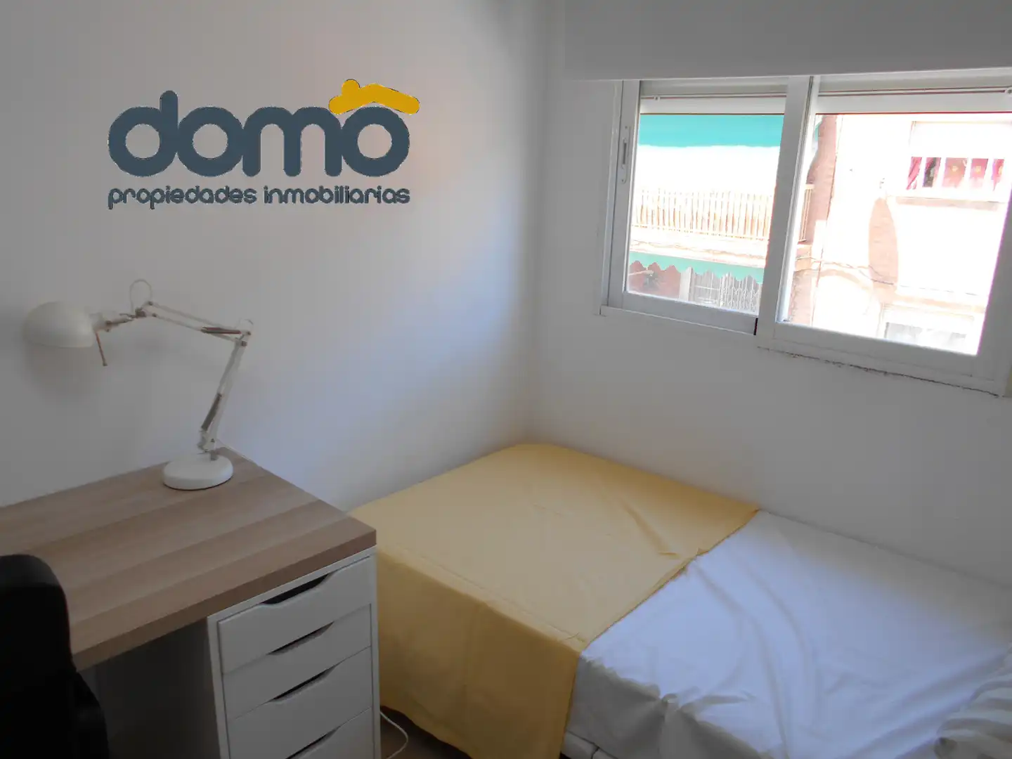 Bedroom of Flat for rent in Granada  with Air Conditioner, Parquet flooring and Furnished