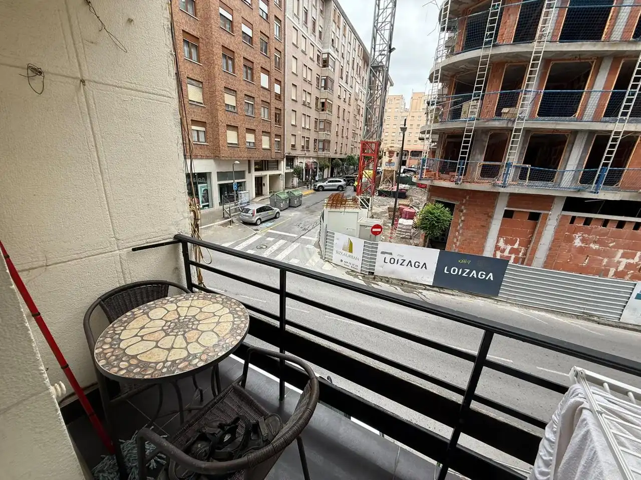 Vista exterior de Piso en venta en Castro-Urdiales con Calefacción y Terraza