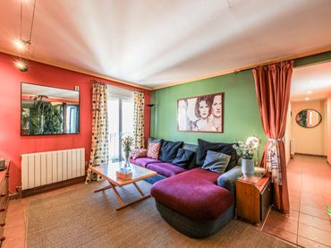 Flat with balcony for sale in Centro