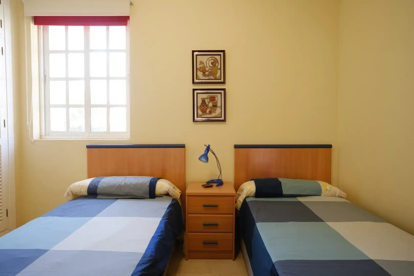 Habitación de Casa o chalet en venta en Alcalá de Guadaira con Aire acondicionado, Calefacción y Jardín privado
