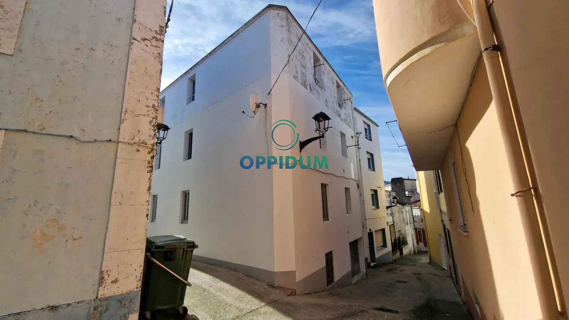 Vista exterior de Piso en venta en Cariño con Trastero